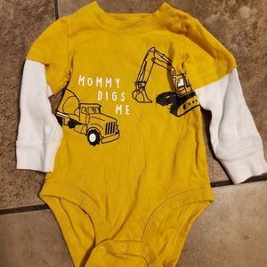 Baby Onesie My Mommy Digs Me